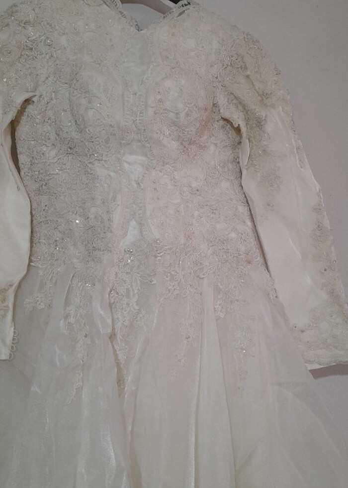 İncili pullu işlemeli gelinlik - Görsel 2