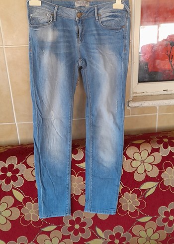 Gri Tonlu Mavi Kadın Denim Pantolon