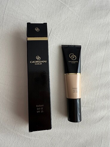 Oriflame Oriflame Giordani cc krem kapatıcı