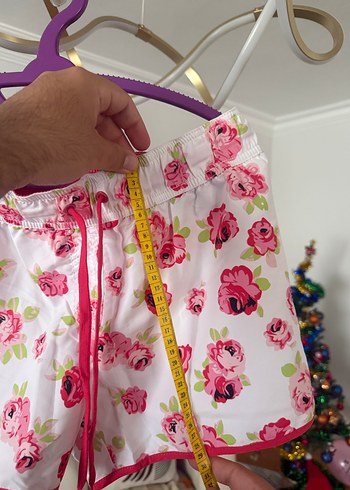 Çiçek Desenli Mayo Şort - Görsel 2