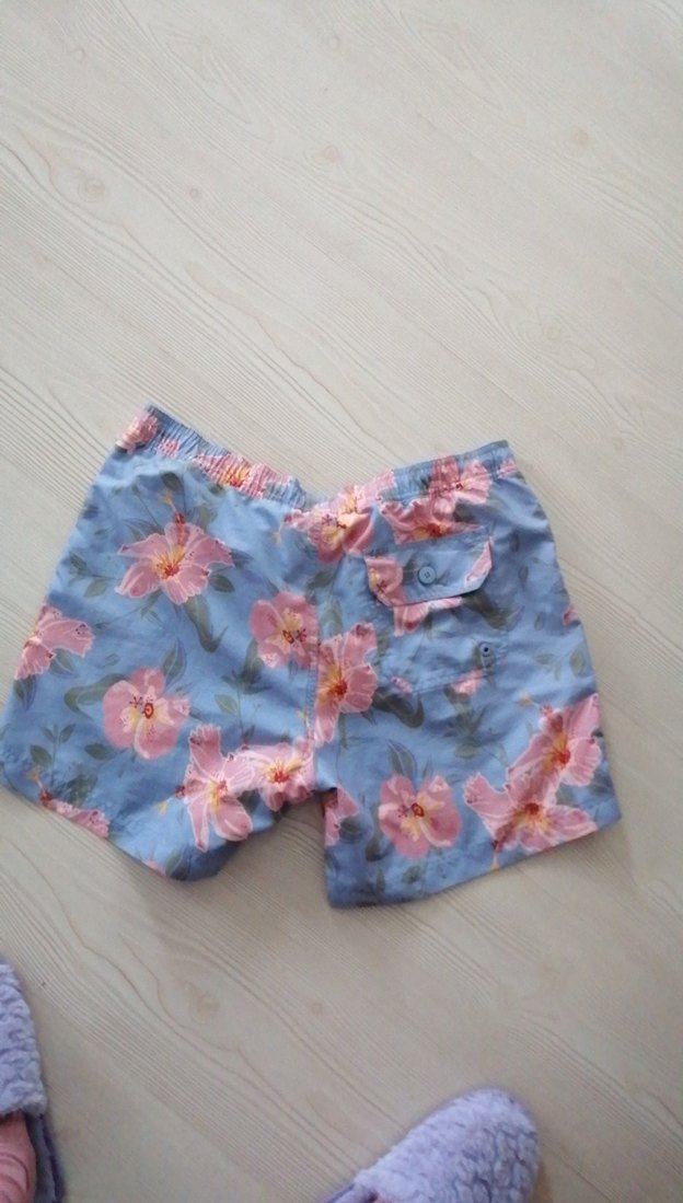 Mavi Çiçek Desenli Rahat deniz Şortu - Görsel 3