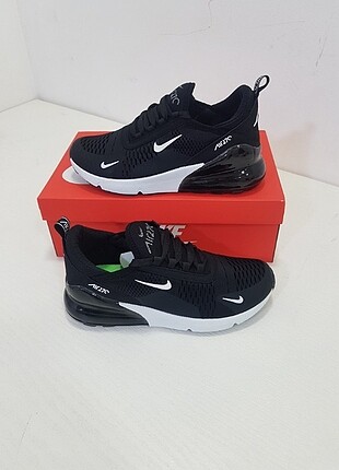 Nike NIKE AIR 270