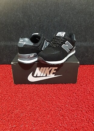38 Beden siyah Renk NEWBALANCE