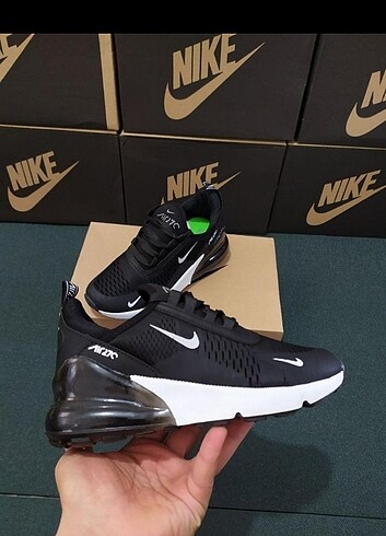 37 Beden siyah Renk NIKE AIR270