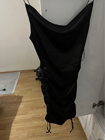 h&m saten elbise
