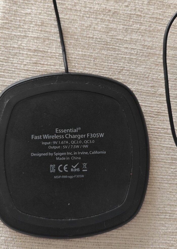 Spigen kablosuz şarj cihazı  - Görsel 2