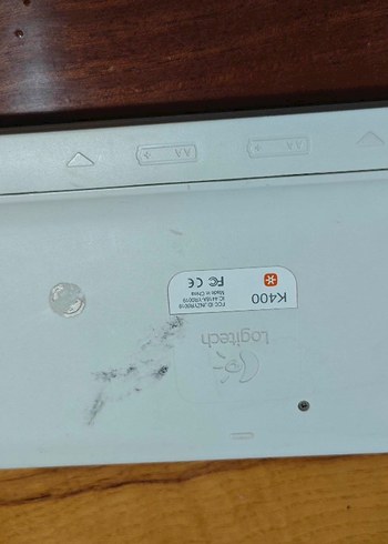 Logitech klavye ve touch pad - Görsel 2