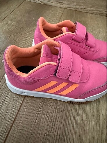 30 Beden pembe Renk Adidas kız ayakkabı