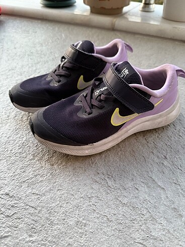 Nike kız ayakkabı