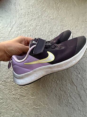 31 Beden Nike kız ayakkabı