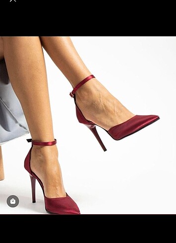 Cherry topuklu ayakkabı