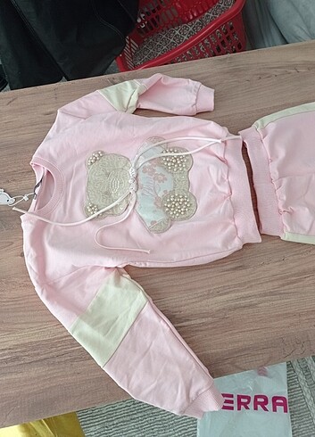 LC Waikiki Çocuk eşofman takımı