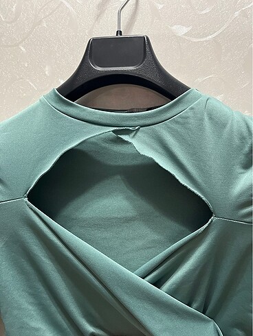 Trendyol & Milla Yeşil Crop