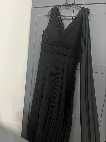 44 Beden siyah Renk Uzun abiye elbise