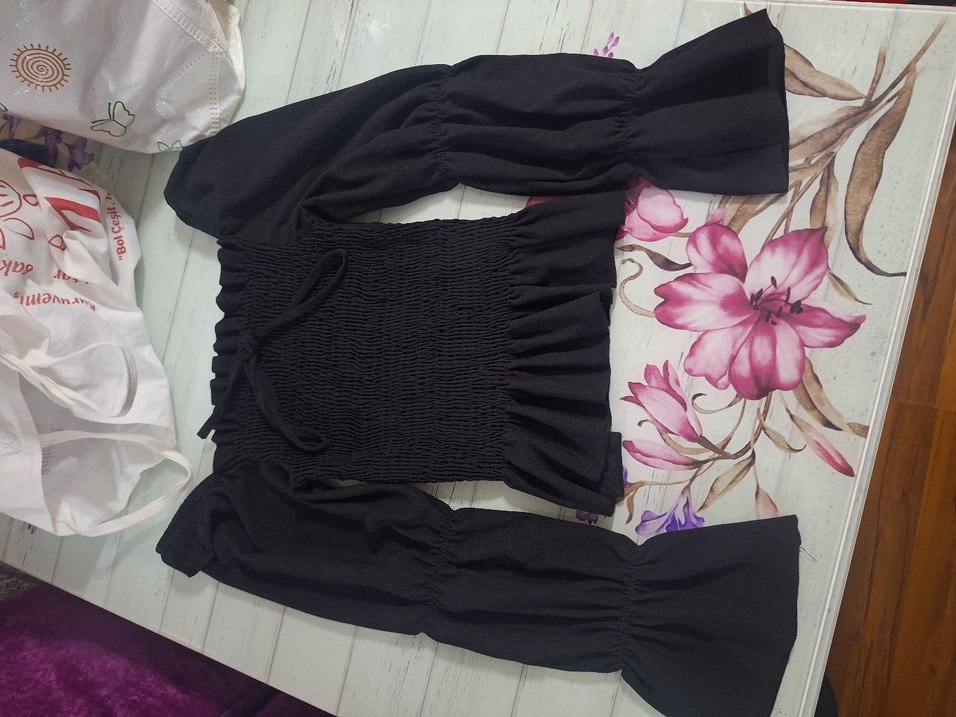 Siyah Gotik Ruffled Kadın Bluz - Görsel 2