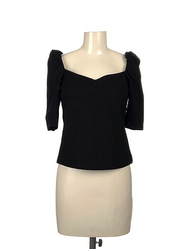 H&M Bluz %70 İndirimli.