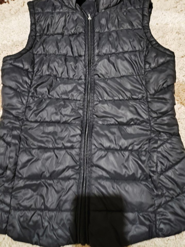 Siyah Kapüşonlu yelek - Görsel 2