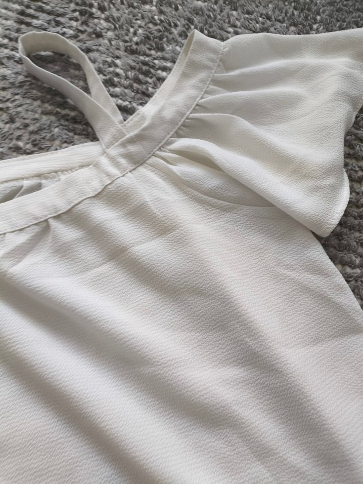 Beyaz Omuzdan Askılı Bluz - Görsel 5