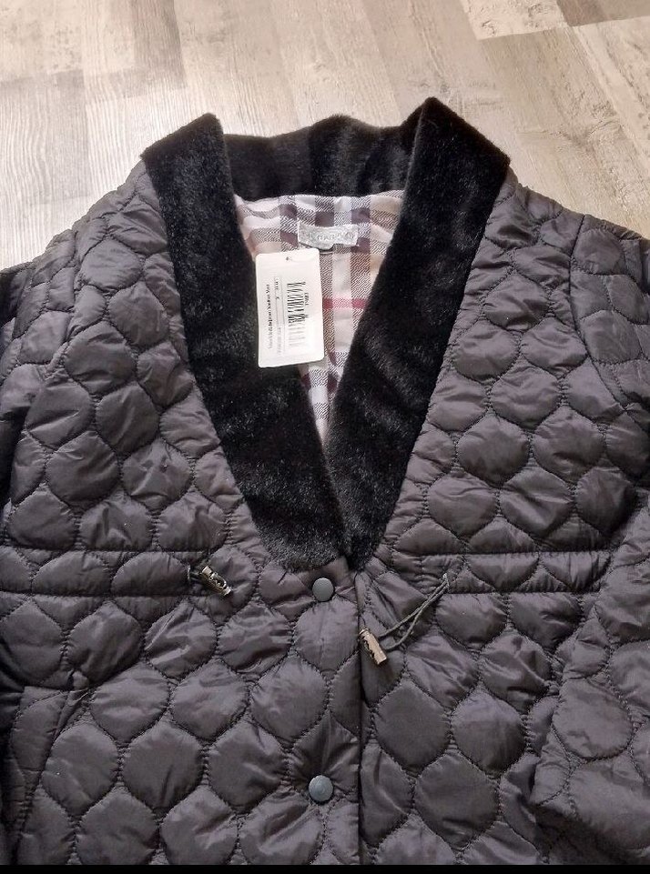 Sıfır Yeni Siyah kapitone desen bağlamalı düğmeli mont - Görsel 3