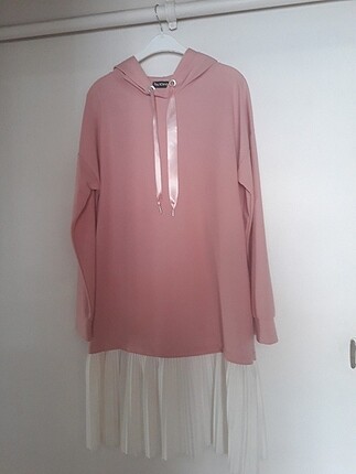 Pembe pileli tunik
