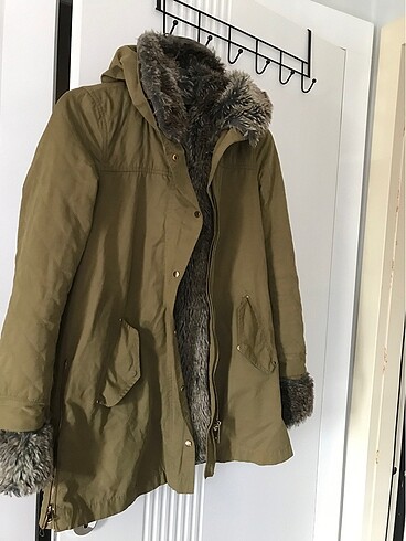Zara mont