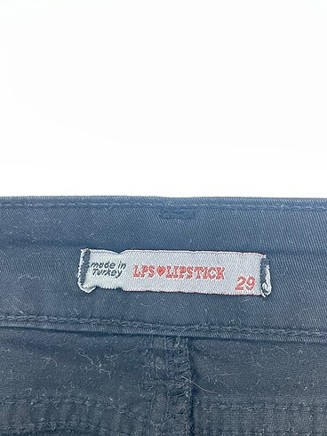 29 Beden siyah Renk PreLoved Mini Şort %70 İndirimli.
