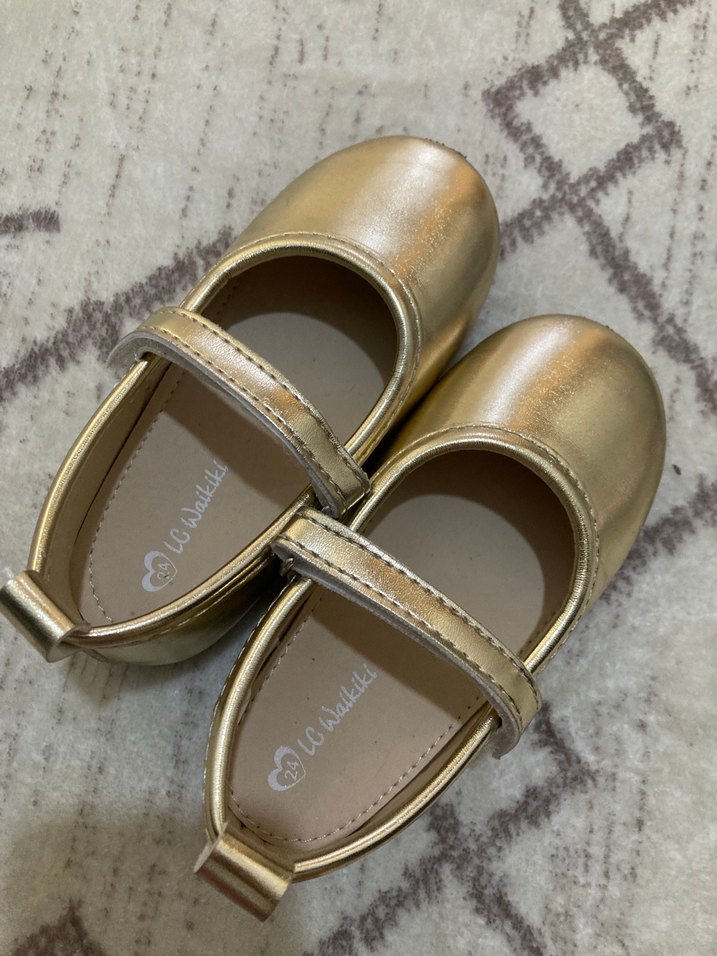 Kız Çocuk Altın Renkli Tokalı Babet - Görsel 5