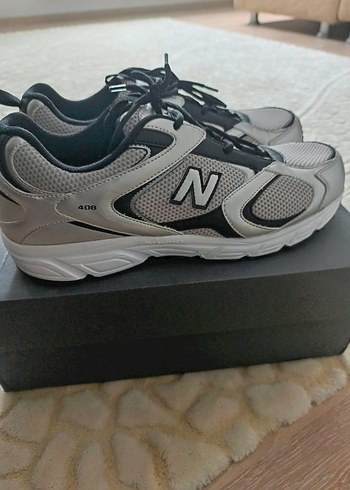 New Balance Gri Spor Ayakkabı