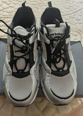 43 Beden New Balance Gri Spor Ayakkabı
