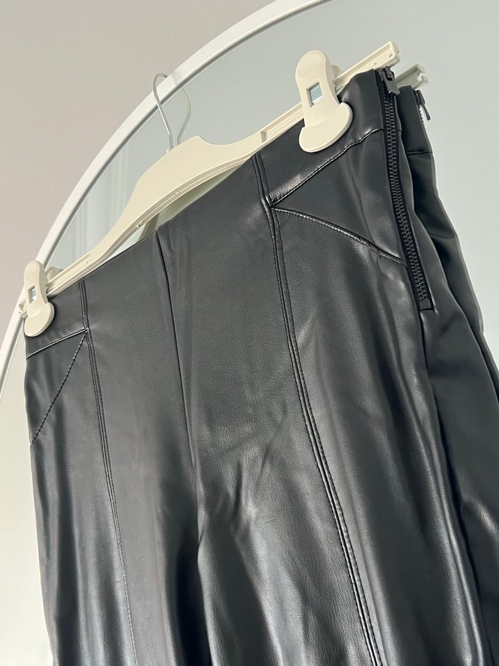 Siyah Deri Pantolon - Görsel 2