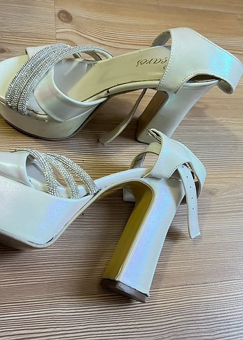 Beyaz  Abiye Ayakkabı - Görsel 4