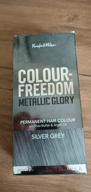 Gri saç boyası (silver grey)