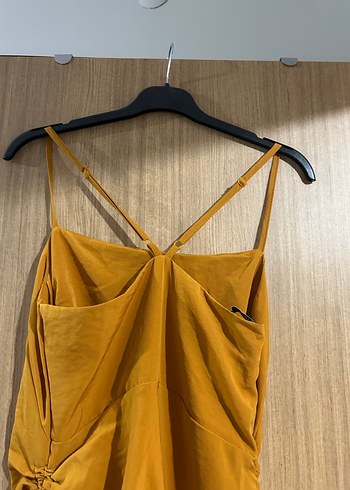 Sarı Drapeli Uzun Straplez Elbise - Görsel 4