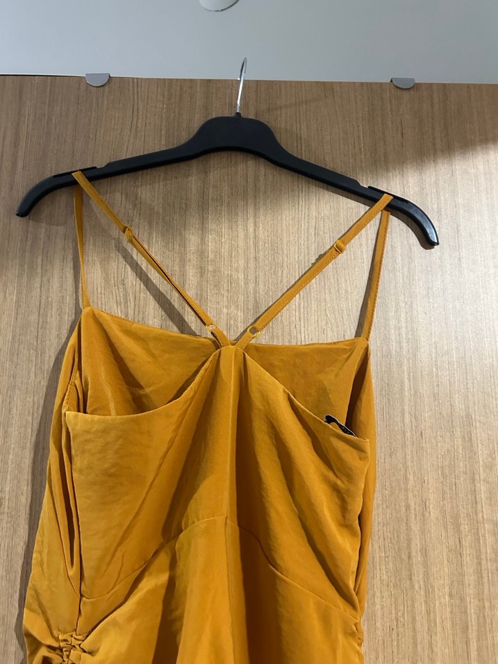 Sarı Drapeli Uzun Straplez Elbise - Görsel 4