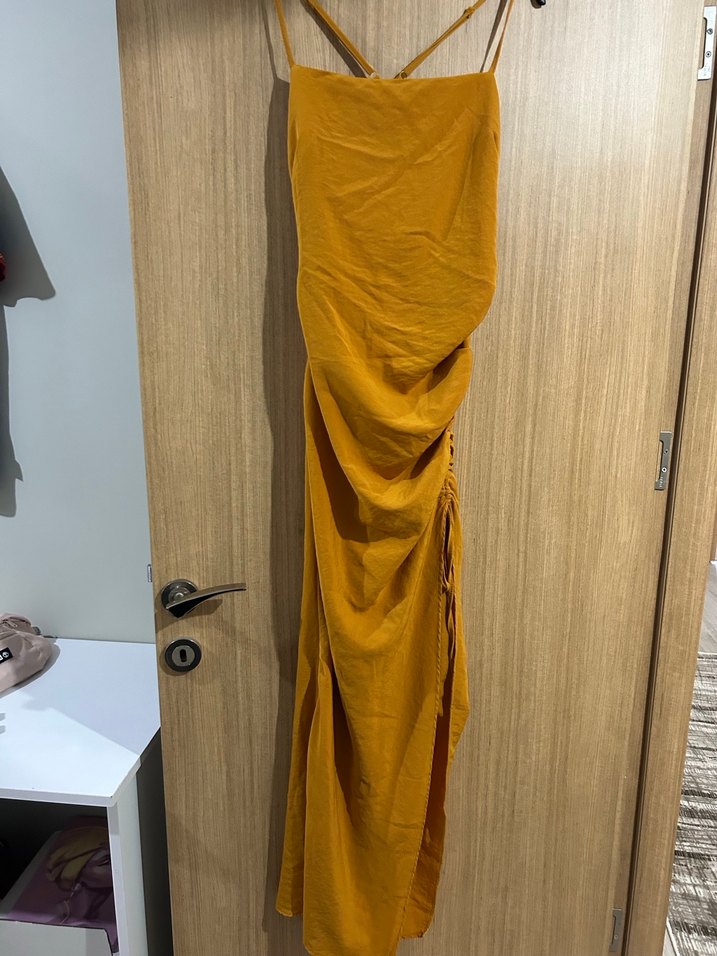 Sarı Drapeli Uzun Straplez Elbise - Görsel 2