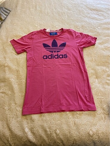 Adidas tişört kadın