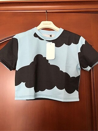 ETİKETLİ KISA CROP