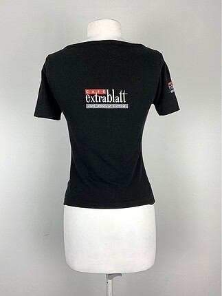 s Beden Sırt Detaylı Tshirt