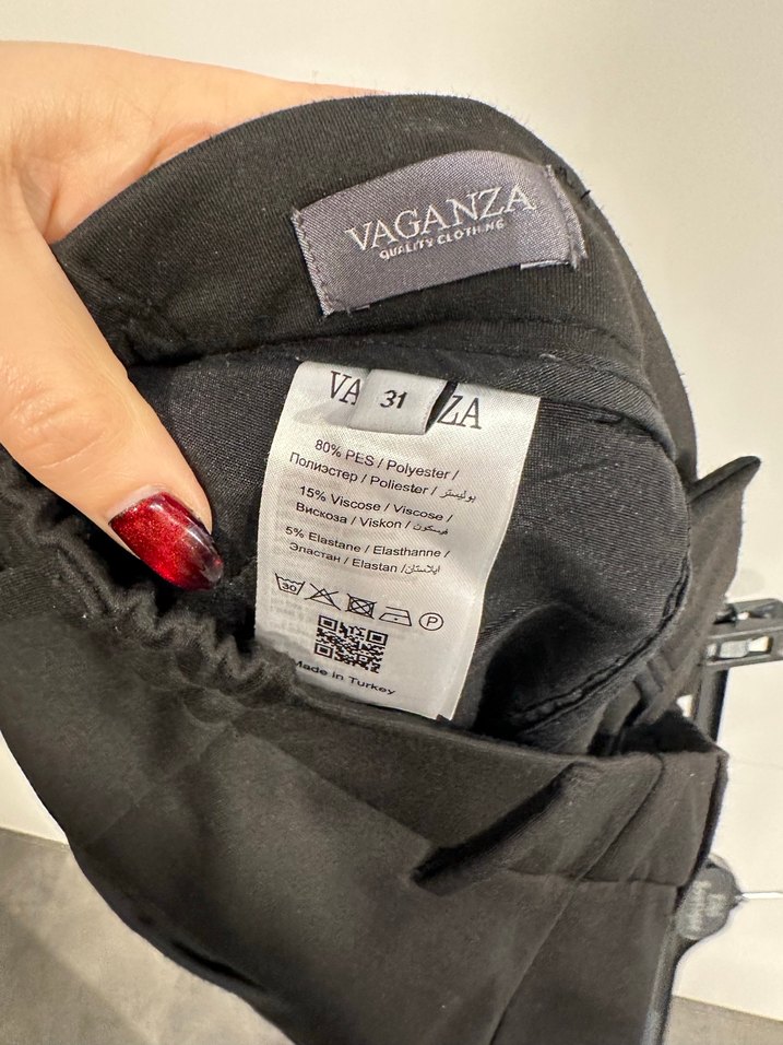 Siyah Midi Kadın Kumaş Pantolon - Görsel 3