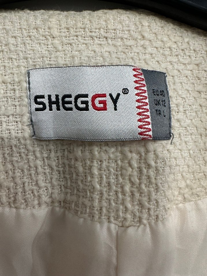 Beyaz Kemerli Kadın Mini Blazer - Görsel 2