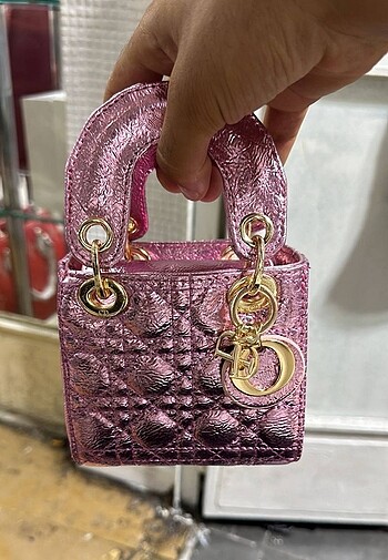 Dior parlak el çantası