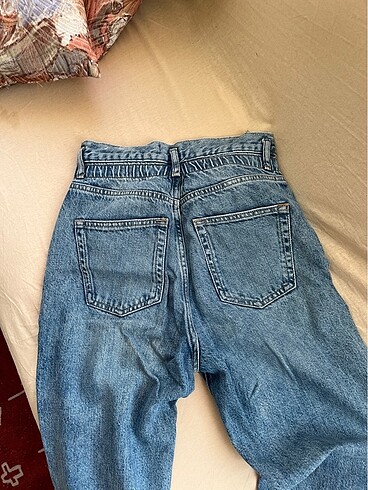 Pull and Bear Mom kot