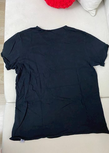 Siyah V Yaka Keten Erkek Tişört - Görsel 4