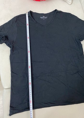 Siyah V Yaka Keten Erkek Tişört - Görsel 3