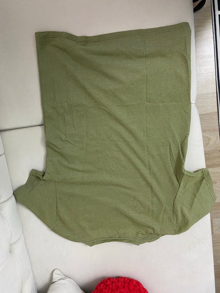 V Yaka Kısa Kollu Keten Erkek Tişört - Görsel 5