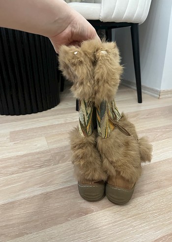 Nine West Süet Kürklü Bohem Kadın Dolgu Topuk Çizme - Görsel 2