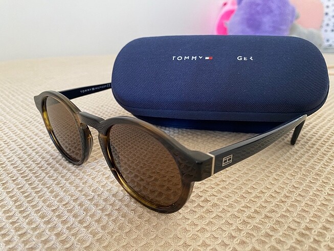 Tommy Hilfiger Güneş Gözlüğü