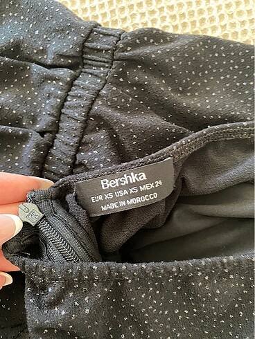 Simli şortlu tulum - Görsel 3