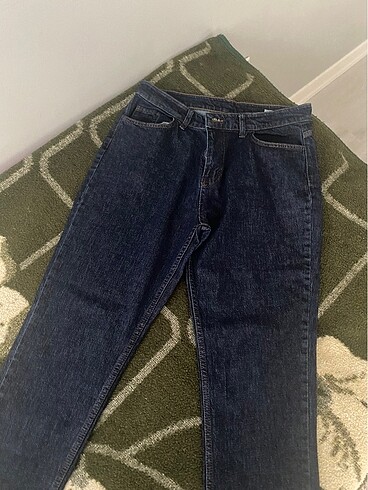 Mavi mom kalıp kadın kot pantolon