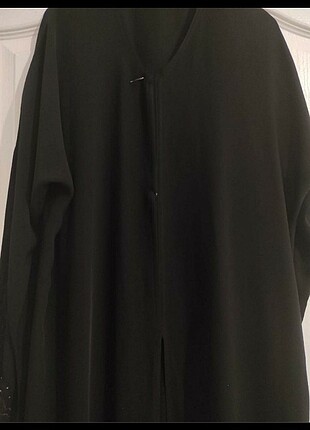 Suud Collection Az giyilmiş ferace abaya 